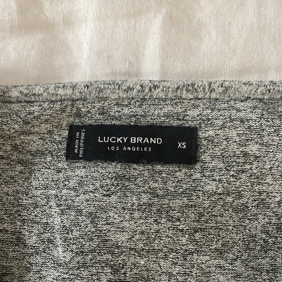 Lucky Brand V Neck Cloud Soft Gray Long Sleeve T sz XS - Picture 3 of 6